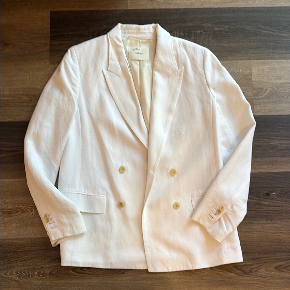 Aritzia Wilfred linen Double-Breasted Cream Blazer